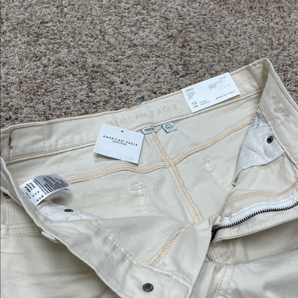 Women's American Eagle stovepipe stretch denim NWT size 10 - Picture 4 of 4